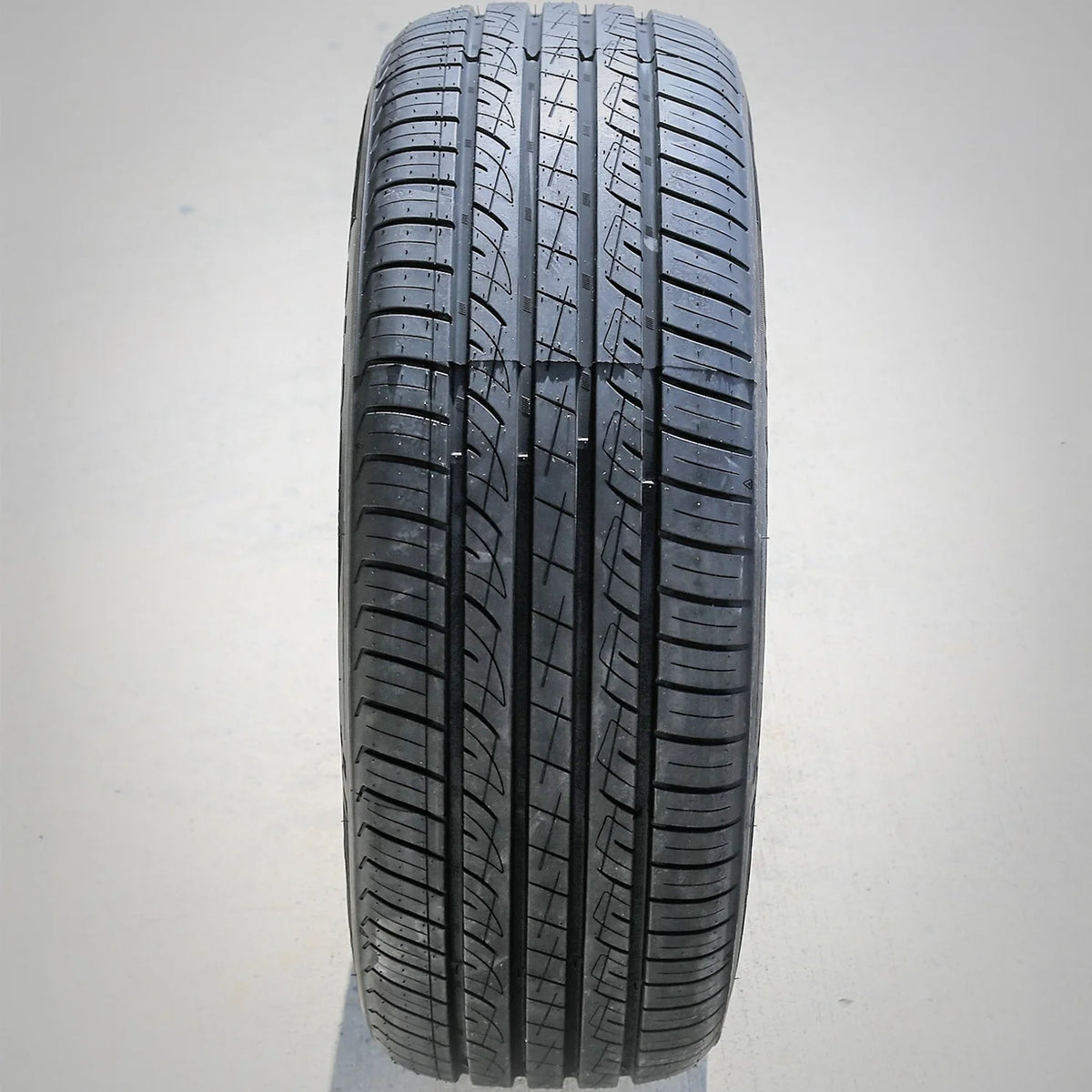 Landgolden LGV 77 225/65R17 102H All-Weather Performance Tire