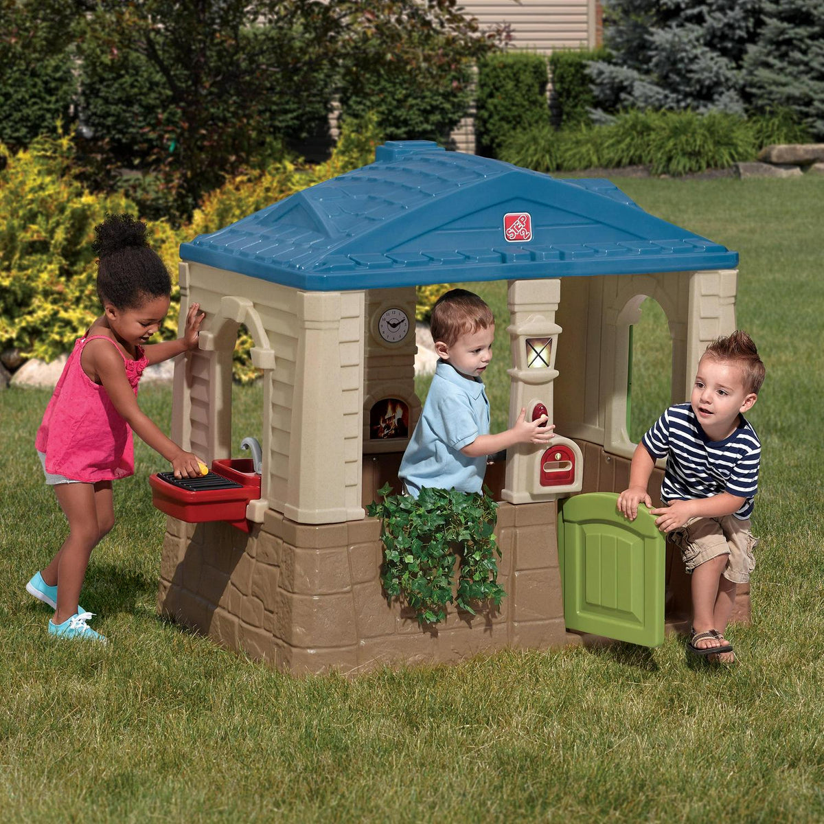 Step2 Happy Home Cottage & Grill Brown Playhouse Plastic Kids Outdoor Toys